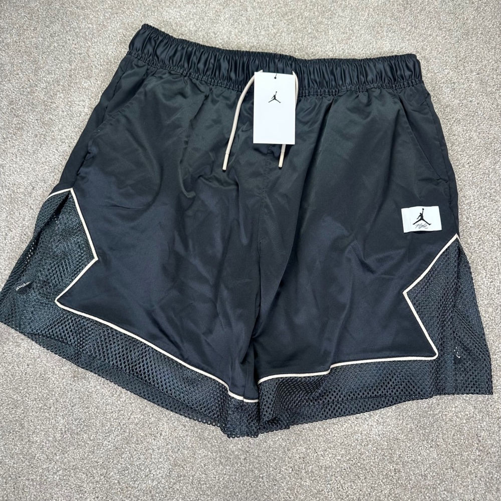 Jordan Women Large Flight Mesh Diamond Shorts Black DO5041-010 Streetwear Sporty - Picture 1 of 12